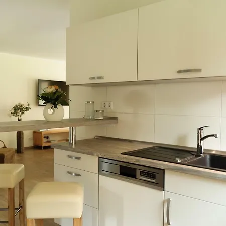 Ferienhaus Lena *